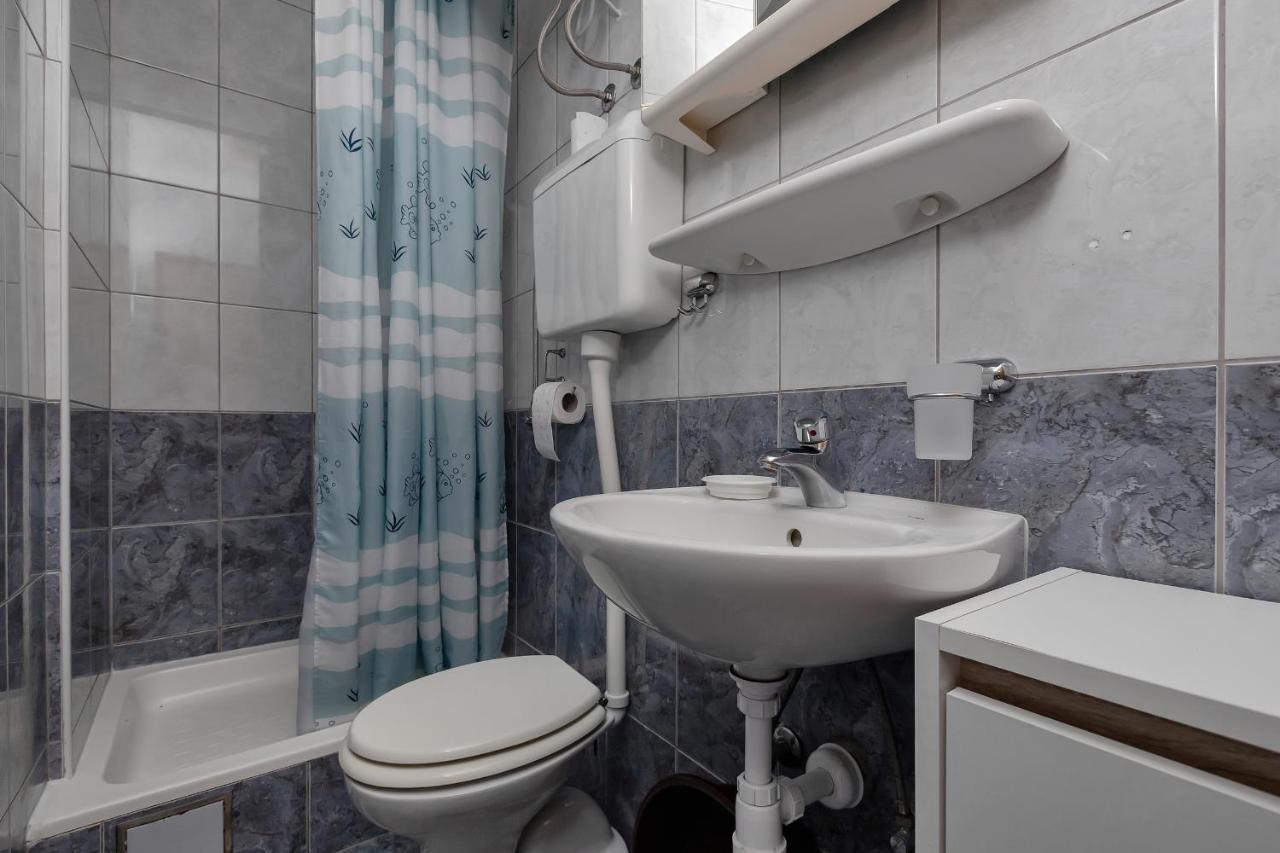 Apartment Milena Krvavica